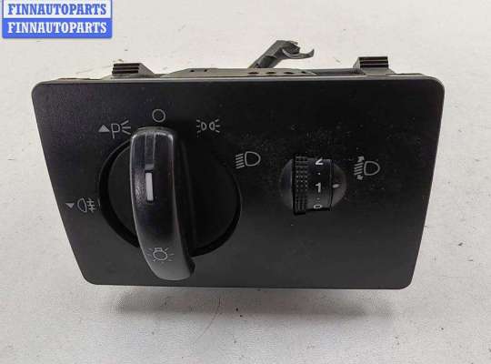 Переключатель света FO2144963 на Ford Focus II (2004-2011)
