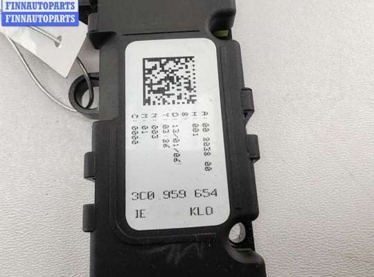 купить Датчик угла поворота руля на Volkswagen Passat B6