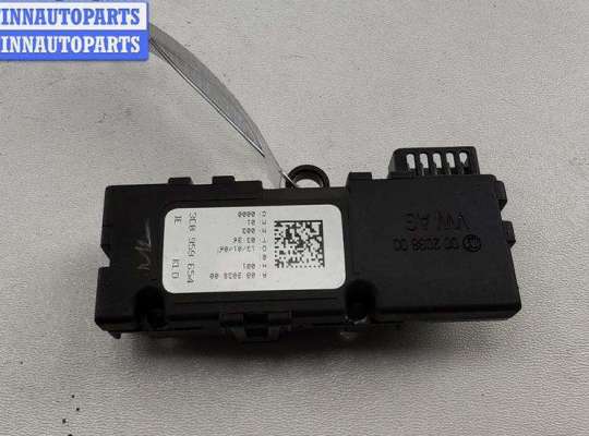 купить Датчик угла поворота руля на Volkswagen Passat B6