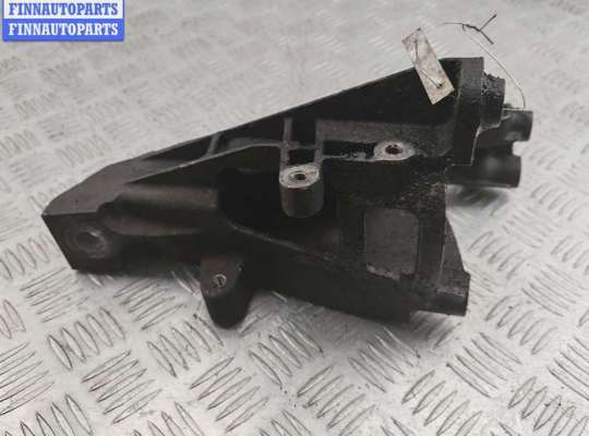 купить Кронштейн двигателя опорный на Volkswagen Transporter T5