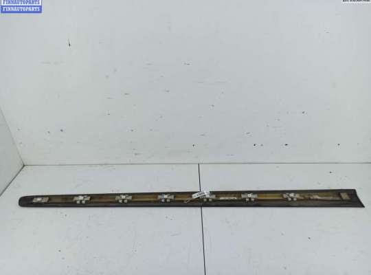 купить Молдинг двери передней правой на Mercedes M-Class ML W164 (2005-2011)