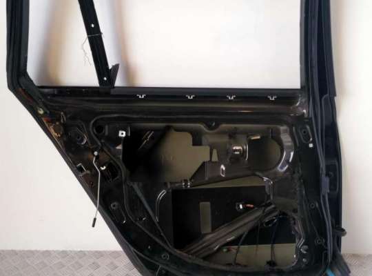 купить Дверь боковая задняя левая на BMW 5 E60/E61 (2003-2010)