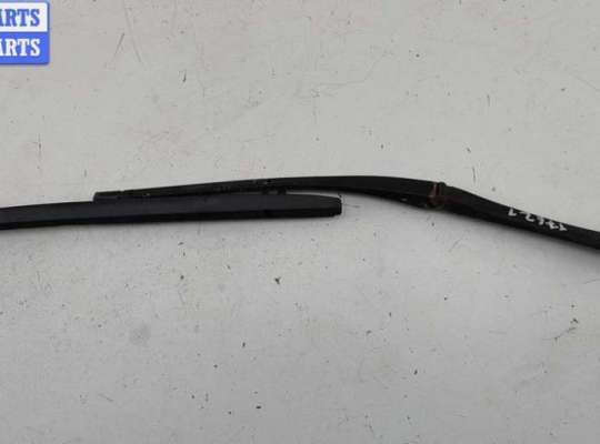 Щеткодержатель (поводок стеклоочистителя) передний BM3608923 на BMW 5 E39 (1995-2003)