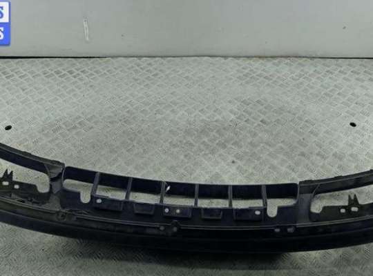 купить Бампер передний на Volkswagen Golf-3