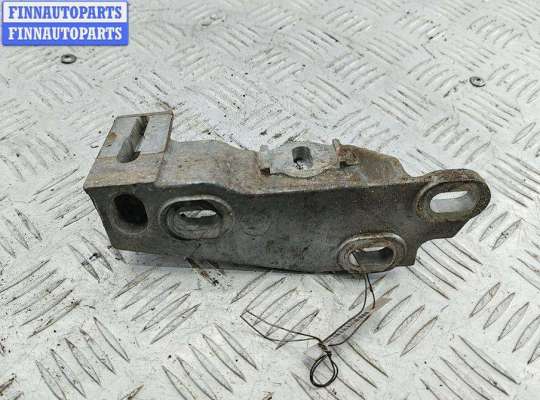 купить Кронштейн двигателя опорный на Volkswagen Sharan (2000-2010)