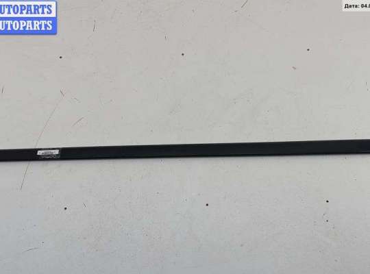 Молдинг двери передней левой AU1482879 на Audi A4 B6 (2001-2004)