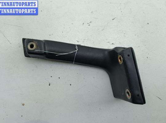 купить Ручка двери внутренняя передняя правая на Volkswagen Transporter T4