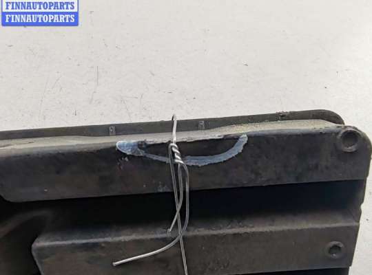 купить Решётка (заглушка) в бампер на Volkswagen Golf-4