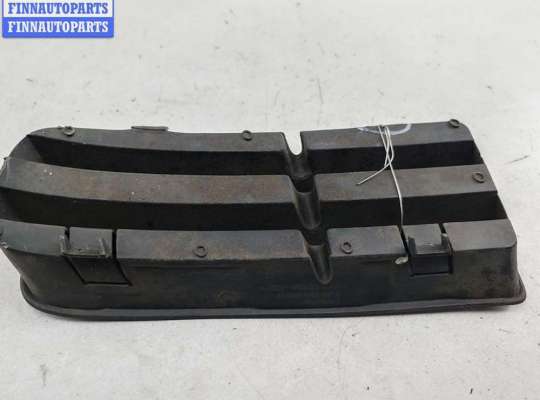 купить Решётка (заглушка) в бампер на Volkswagen Golf-4