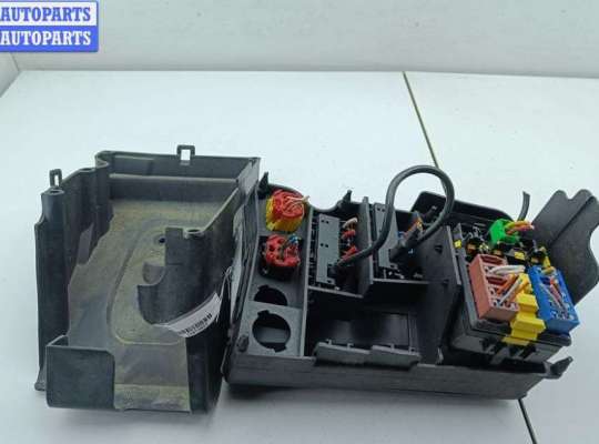 купить Блок предохранителей на Citroen Berlingo (1996-2002)