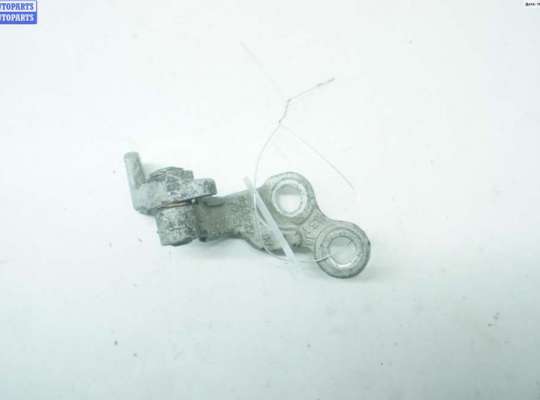 купить Петля двери передней правой на Ford Focus I (1998-2005)