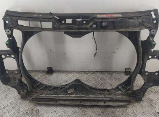 Рамка передняя (панель кузовная, телевизор) AU1659787 на Audi A6 C6 (2004-2011)