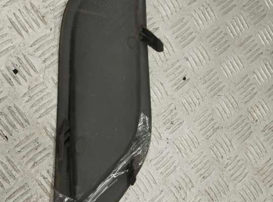 купить Решётка (заглушка) в бампер на Ford Focus II (2004-2011)