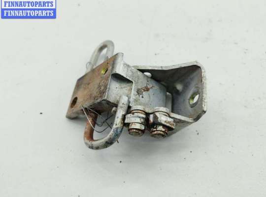 купить Петля двери передней правой на Volkswagen Passat B5