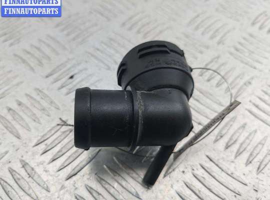 купить Фланец (тройник) системы охлаждения на Volkswagen Passat B6