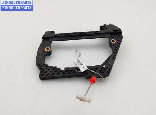 Корпус (держатель) ручки двери задней левой BM3673828 на BMW 5 E39 (1995-2003)