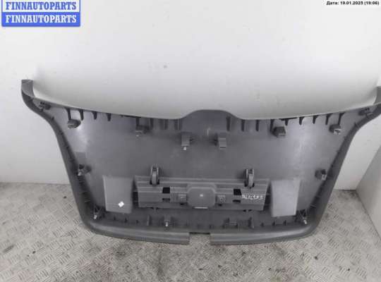 купить Обшивка крышки багажника на Volkswagen Touran
