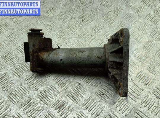 купить Кронштейн бампера переднего на Audi A6 C5 Allroad (2000-2005)