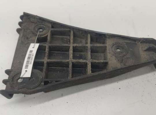 купить Кронштейн бампера переднего на Audi A4 B5 (1994-2001)