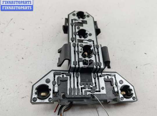 Фонарь задний на Volkswagen Golf IV (1J)