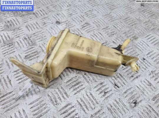 Бачок гидроусилителя VG2382605 на Volkswagen Passat B5