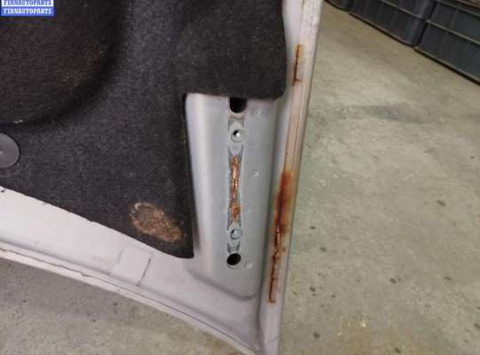 купить Капот на Chrysler Voyager (2001-2007)