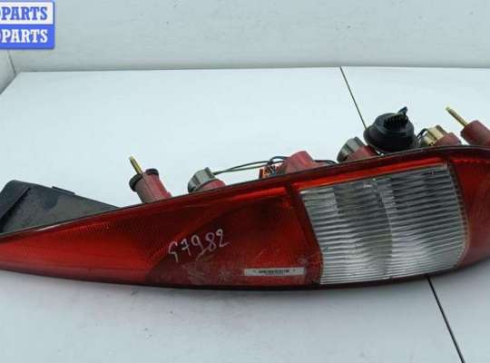купить Фонарь задний правый на Ford Mondeo III (2000-2007)