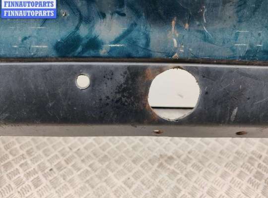 купить Бампер задний на Volkswagen Passat B4