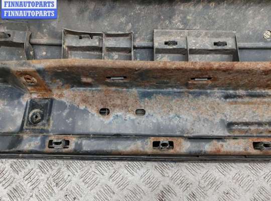 купить Бампер задний на Volkswagen Passat B4