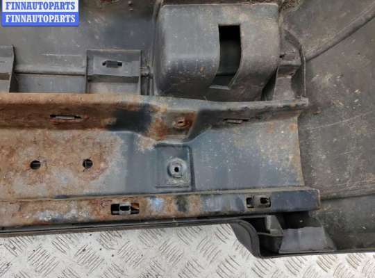 купить Бампер задний на Volkswagen Passat B4