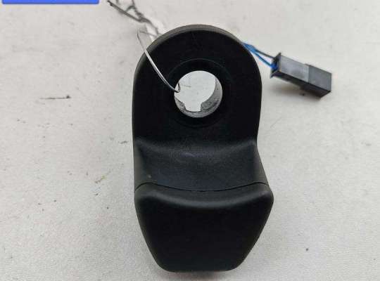 Кнопка открывания багажника BM3594402 на BMW 5 E60/E61 (2003-2010)
