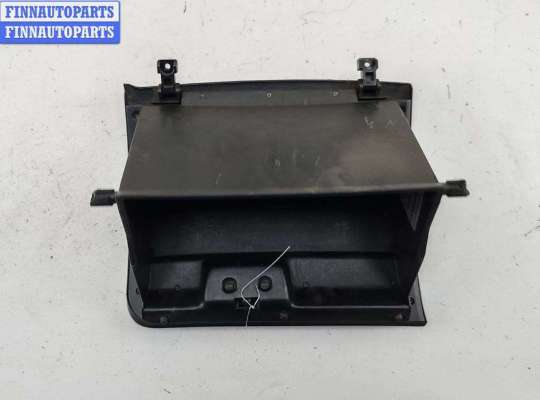 купить Бардачок на Mitsubishi Carisma