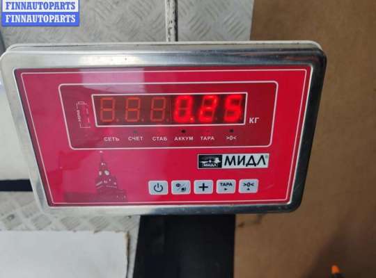 купить Молдинг двери передней правой на Chrysler Voyager (2001-2007)