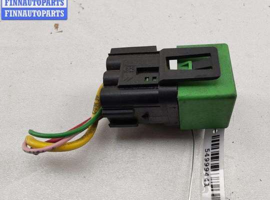 Реле вентилятора CT1069986 на Citroen Xsara Picasso