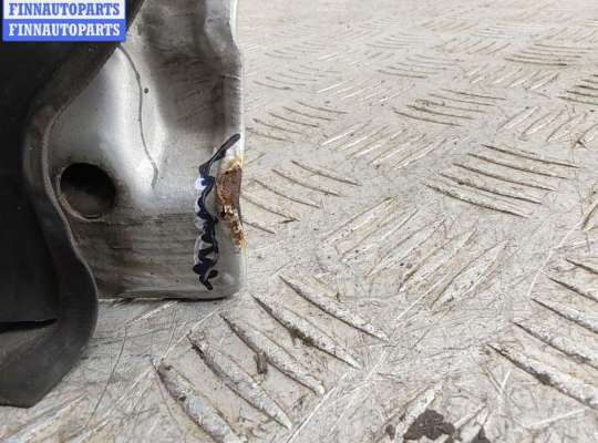 купить Дверь боковая задняя правая на Volkswagen Passat B5