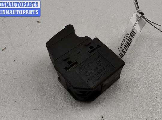 купить Кнопка стеклоподъемника переднего правого на Ford Galaxy (2000-2006)