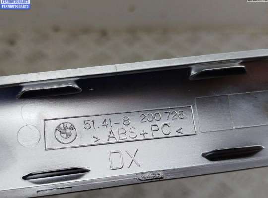 купить Накладка двери передней правой на BMW 3 E46 (1998-2006)
