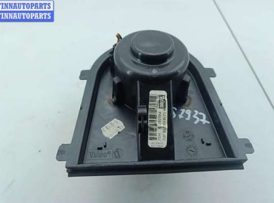 купить Двигатель отопителя (моторчик печки) на Volkswagen Bora