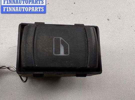 купить Кнопка стеклоподъемника переднего правого на Volkswagen Passat B5+ (GP)