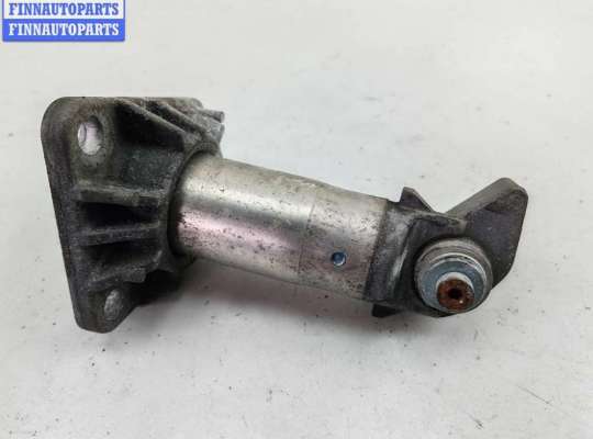 купить Кронштейн бампера переднего на Audi A4 B6 (2001-2004)