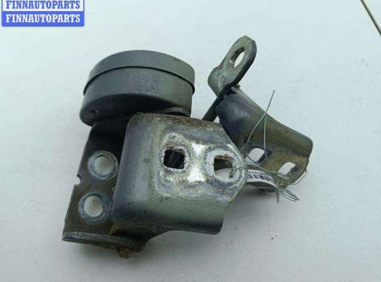 купить Петля двери передней левой на Renault Scenic II (2003-2009)