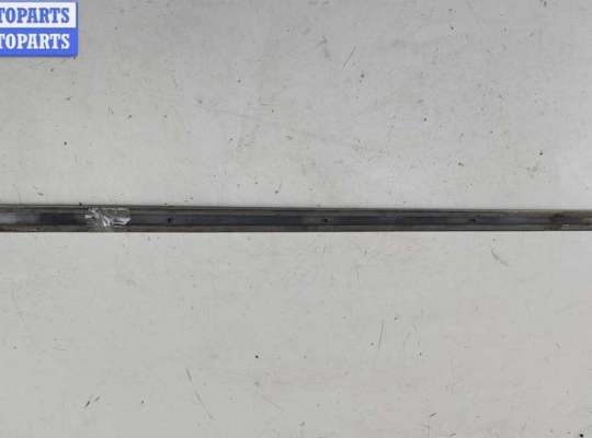 купить Молдинг двери передней левой на Audi A4 B6 (2001-2004)