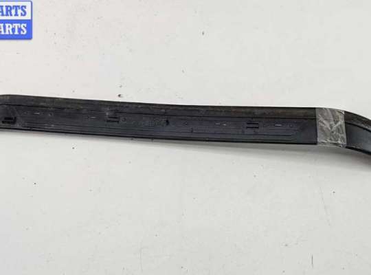 купить Накладка на порог наружная левая на BMW 5 E39 (1995-2003)