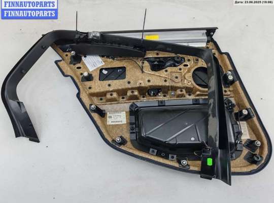 купить Обшивка двери задней правой (дверная карта) на BMW 5 F10/F11 (2009-2017)