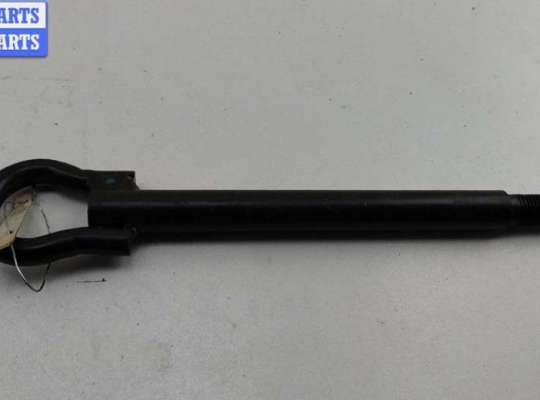 Крюк буксировочный RN1567963 на Renault Scenic II (2003-2009)