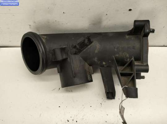 Гофра (патрубок) воздушного фильтра на Volkswagen Touran I (1T)