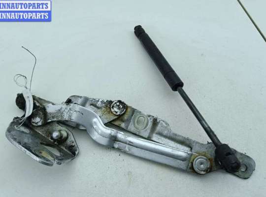 купить Петля крышки (двери) багажника на Volkswagen Bora