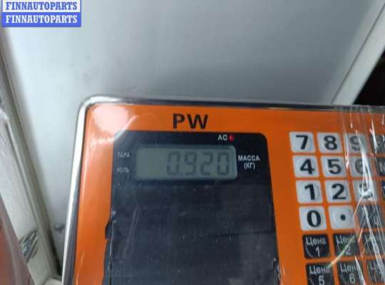 купить Петля крышки (двери) багажника на Volkswagen Bora