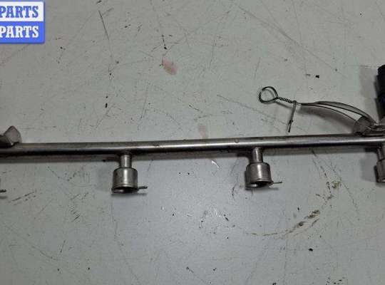 купить Рампа (рейка) топливная на Opel Vectra C (2002-2008)