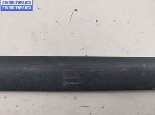 купить Молдинг двери задней левой на Volkswagen Passat B5